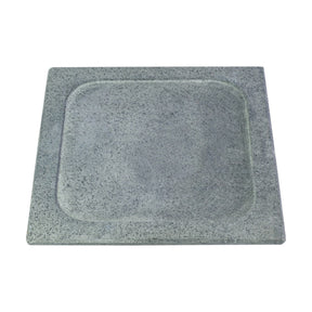 Prato Quadrado Sobremesa Pedra Sabão 20x20 cm  Pedra Sabão  Medidas:  Altura / Espessura:  - 2 cm  Largura:  - 20 cm  Comprimento  - 20 cm  Peso: 2,000kg    Matéria prima   Produzida com a melhor matéria prima e acabamento do mercado. Qualidade, durabilid